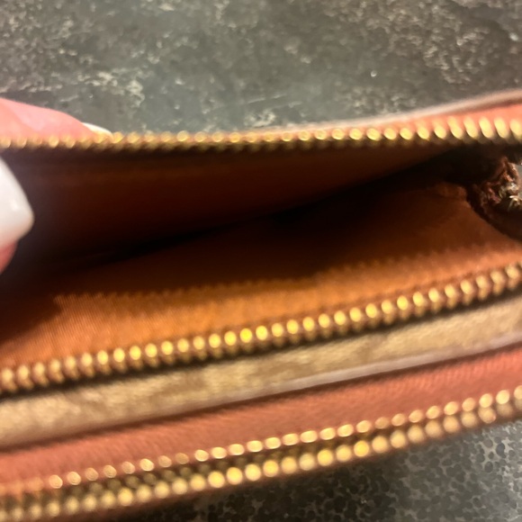 NWOT Authentic Coach brown logo double zip coin & credit card wallet. 3.5 x 4.5” - Picture 5 of 6